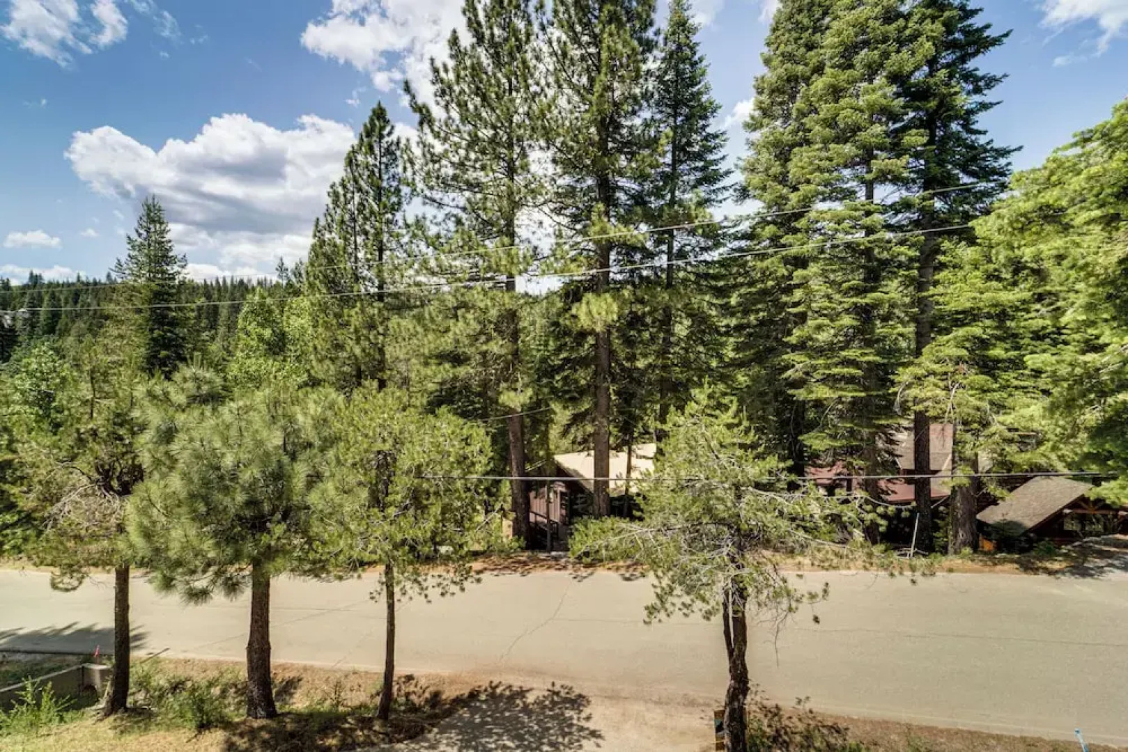 6 Mi to Downieville Downhill: Cabin w/ Mtn Views