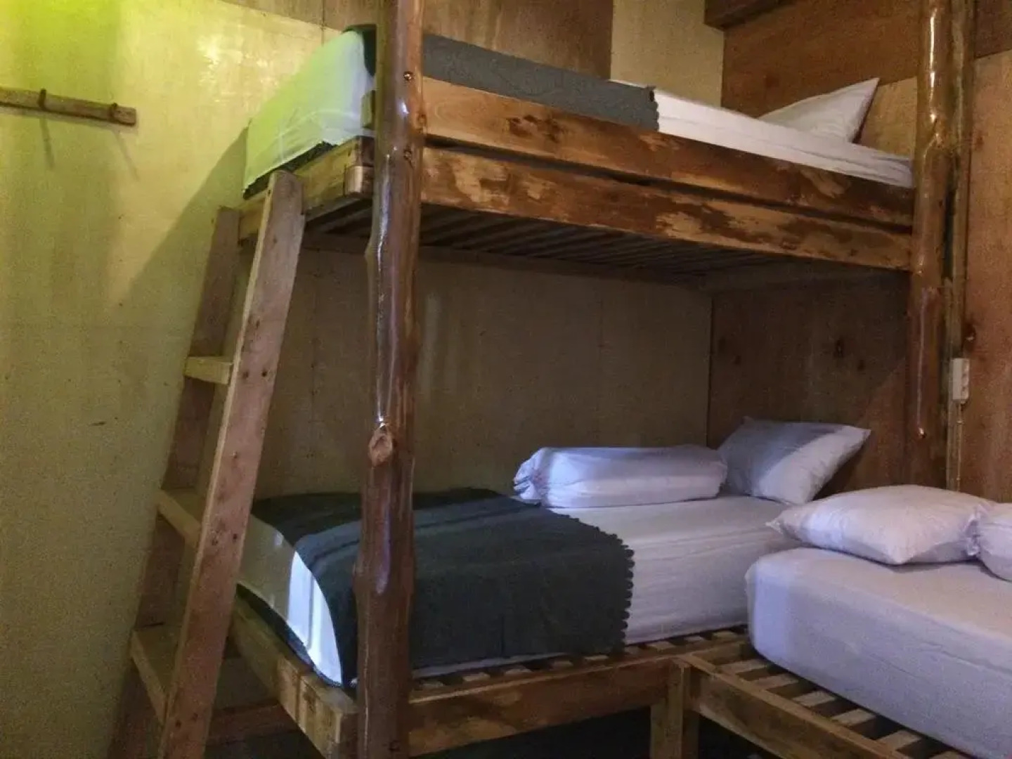 Mentawai Bagus - Hostel