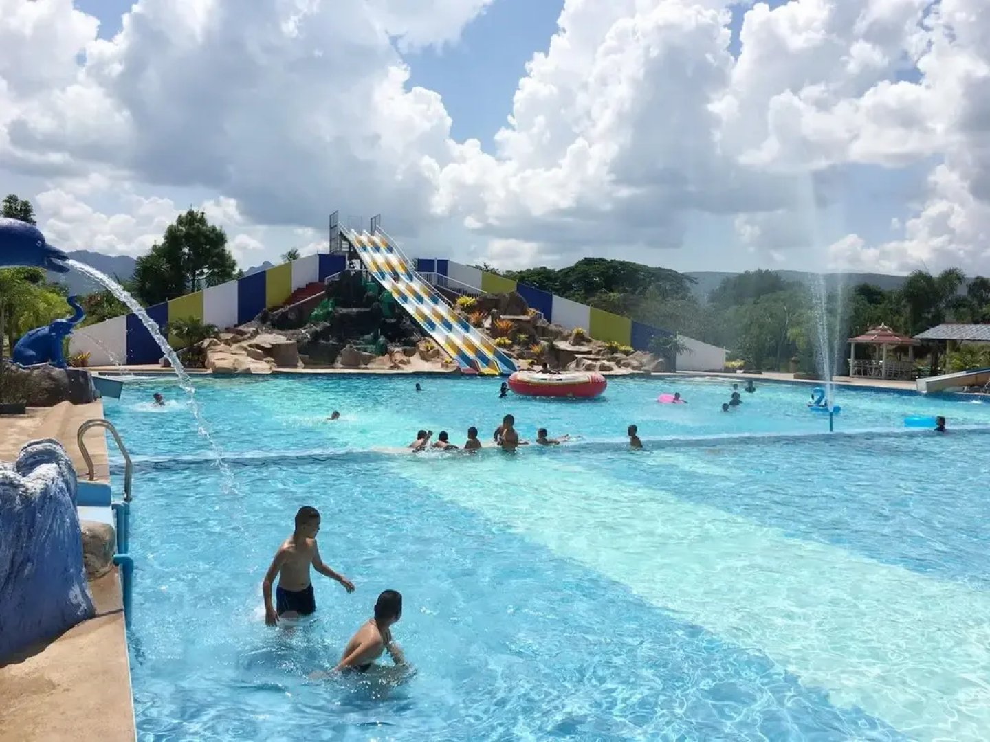 Suannamphukradueng & Resort