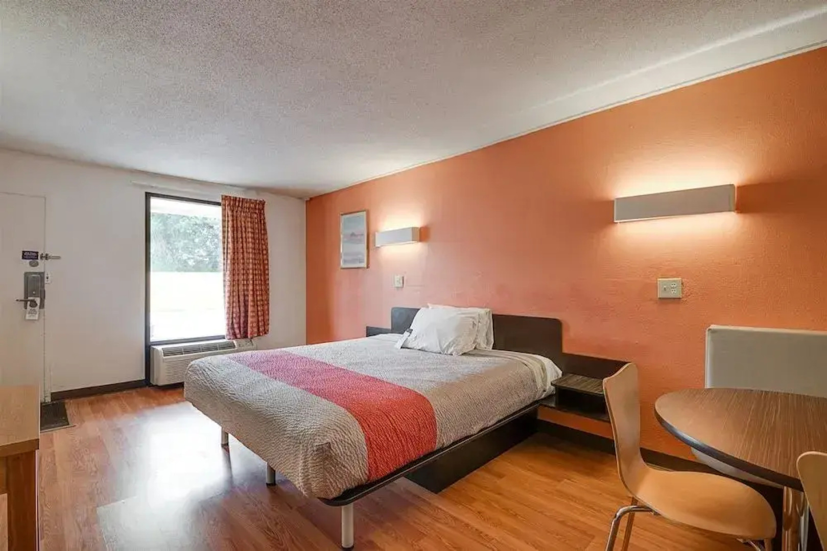 Motel 6 - High Point