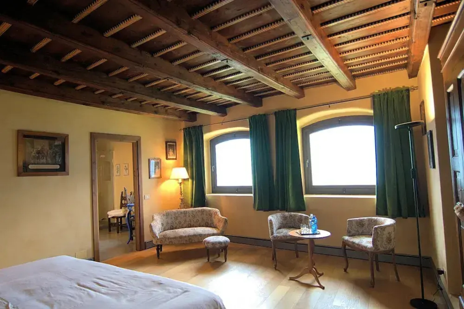 Palazzo Juvalta Resort