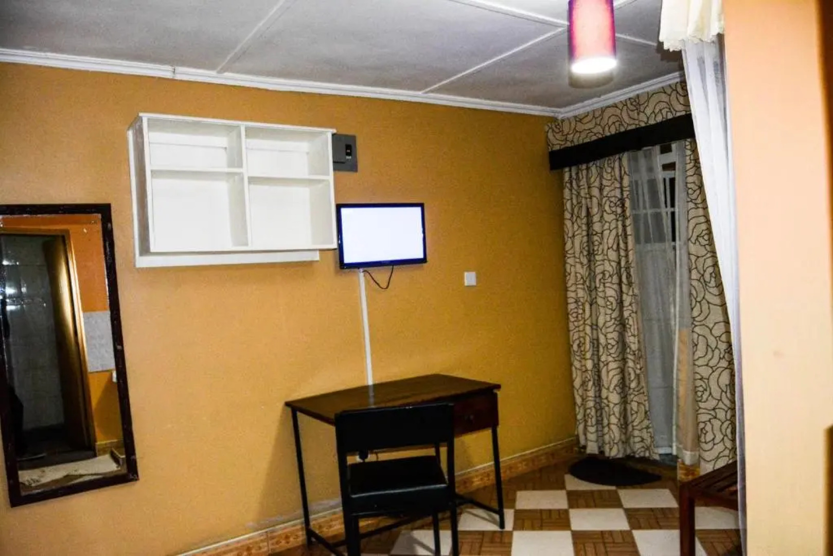 Pine Breeze Getaway Lukenya