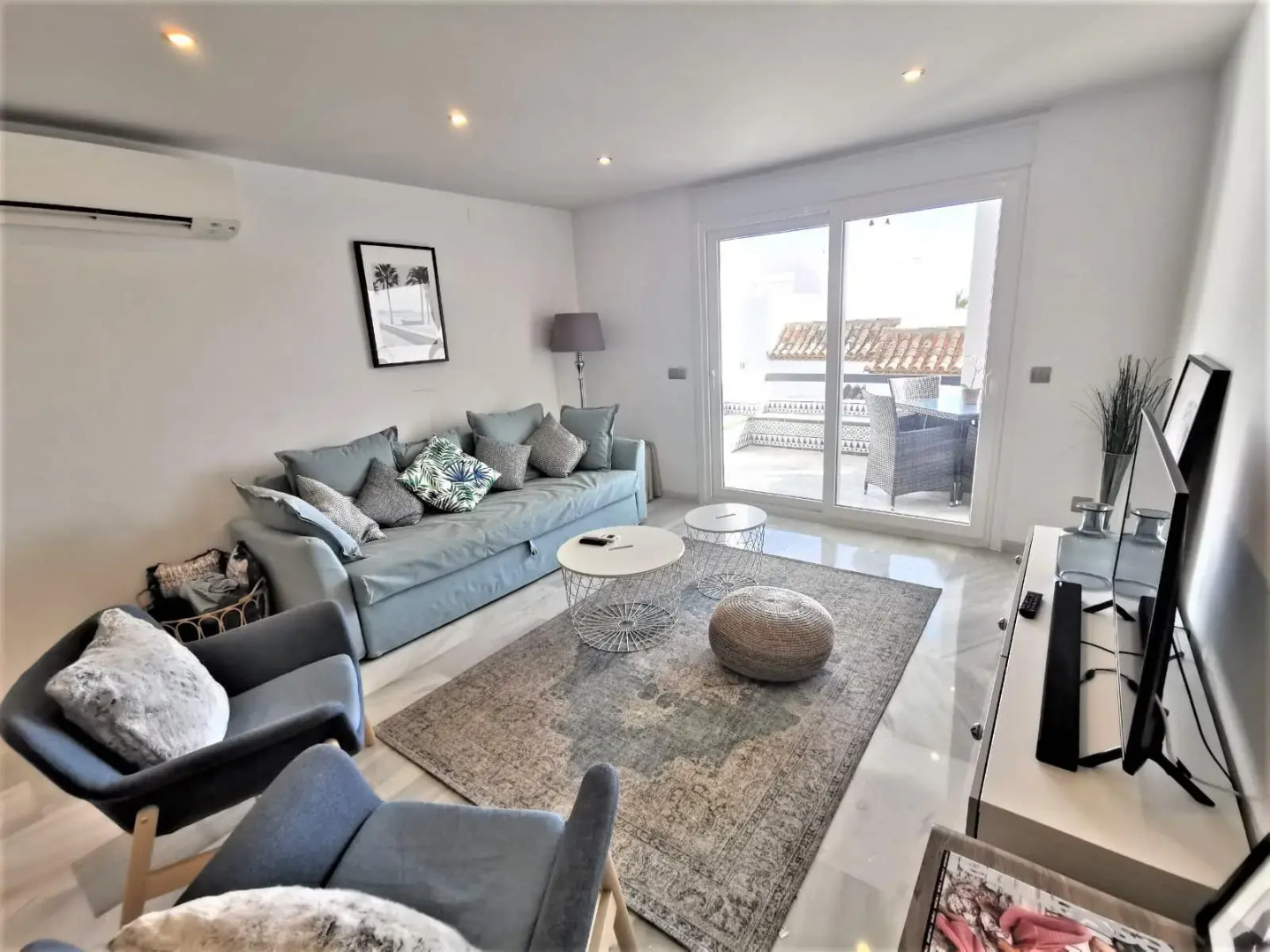 Stunning beachside apartment - Playa Lucera - Mijas Costa - CS126