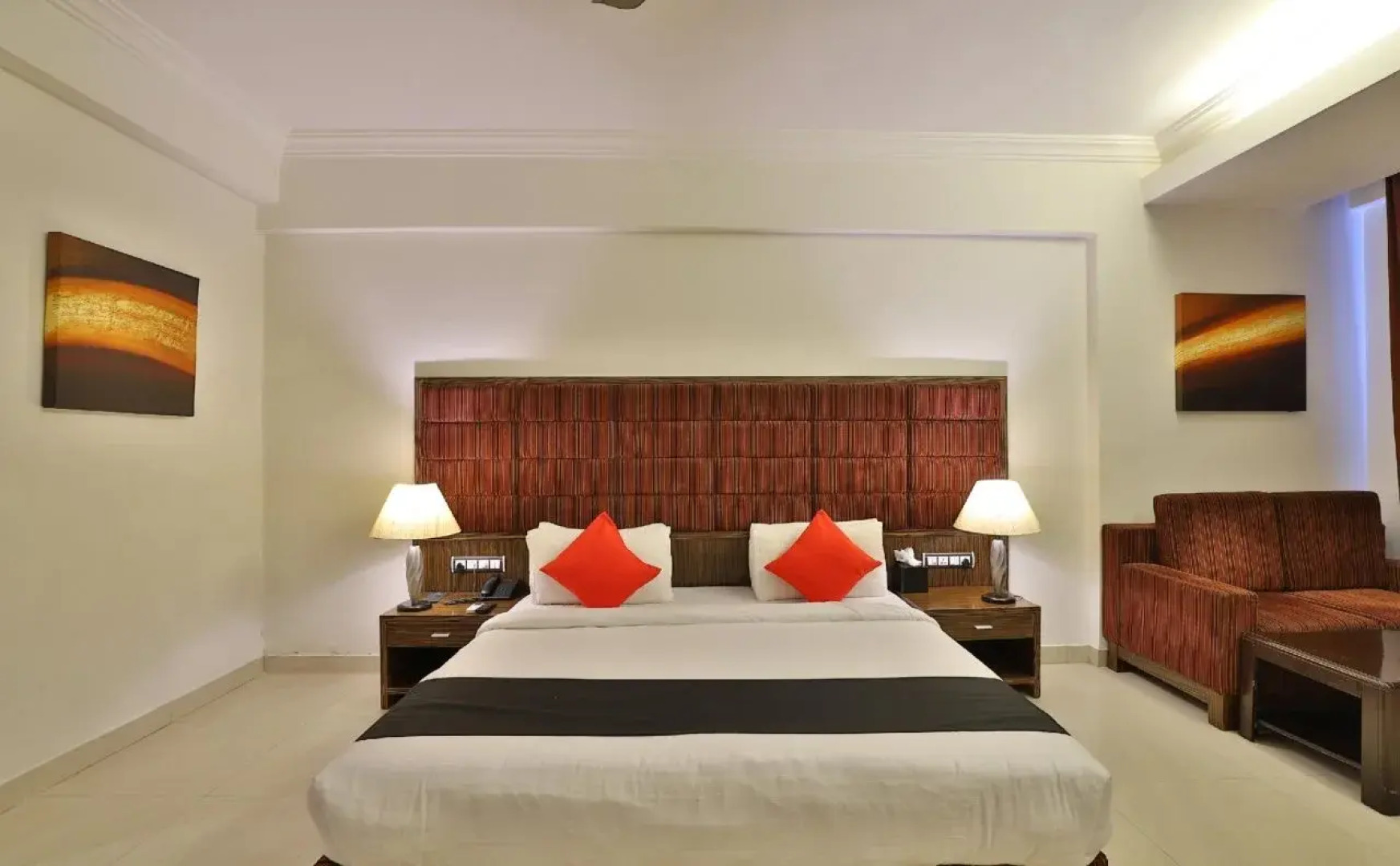 Hotel Kohinoor By OYO Rooms