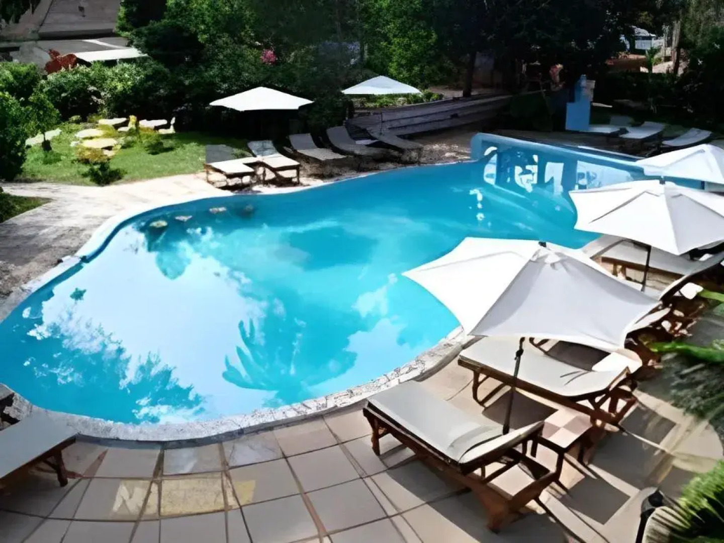 Sea Breeze Beach Resort Candolim