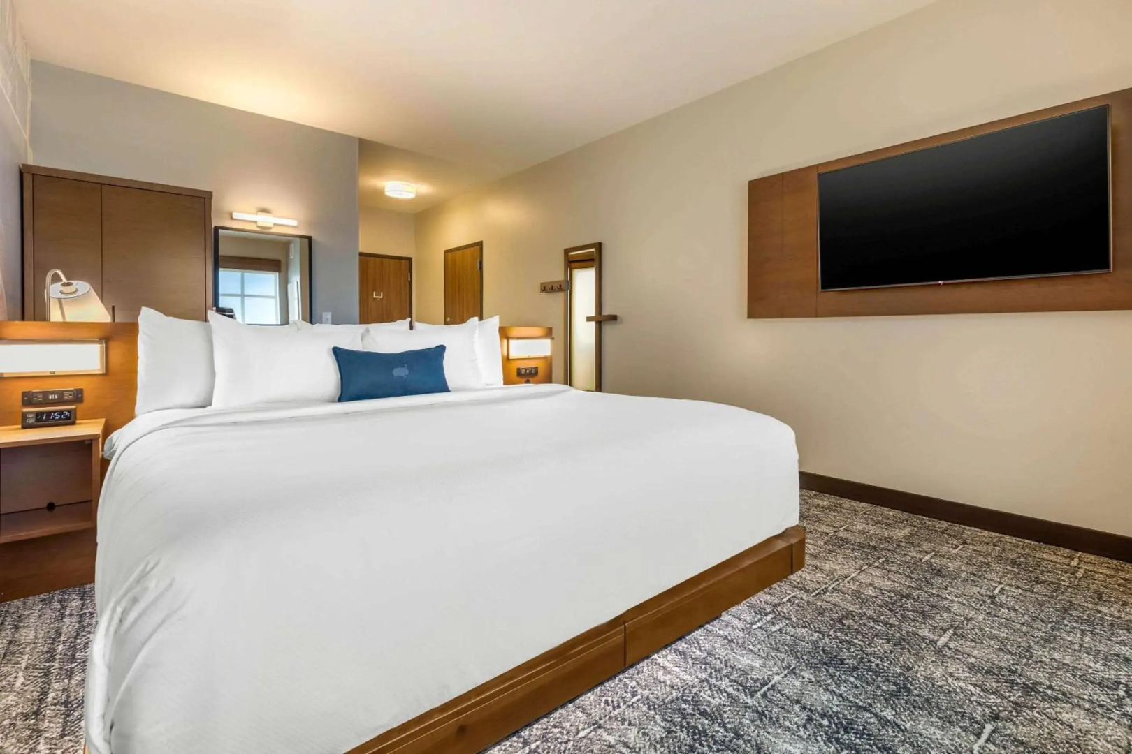 Cambria Hotel Davenport Quad Cities