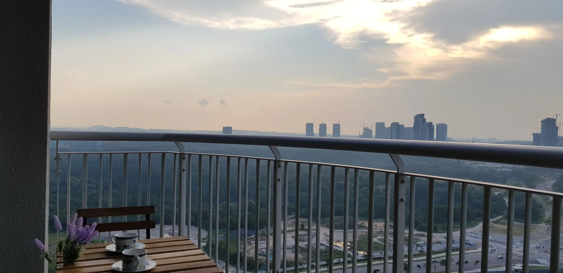 Teega Suite 3BD Seaview Puteri Harbour