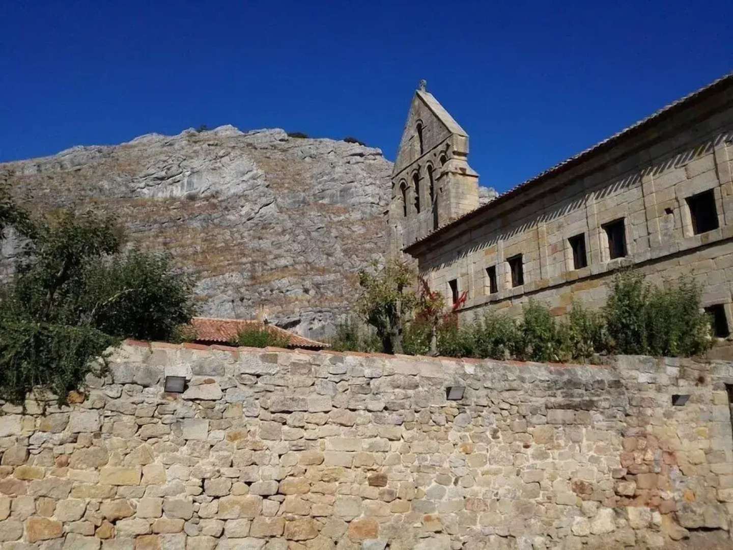 Posada Santa Maria La Real