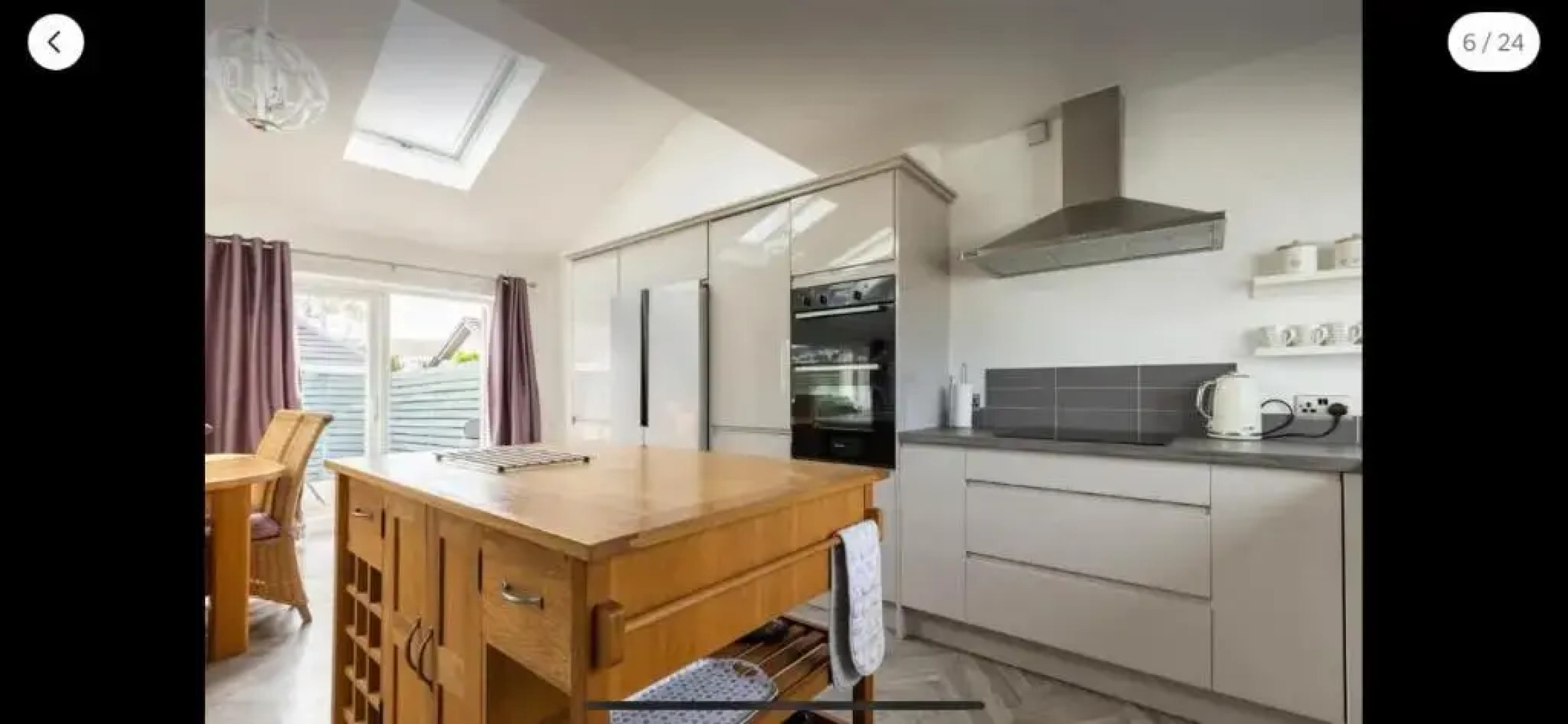 Luxury Bungalow with hot tub in Newquay Cornwall