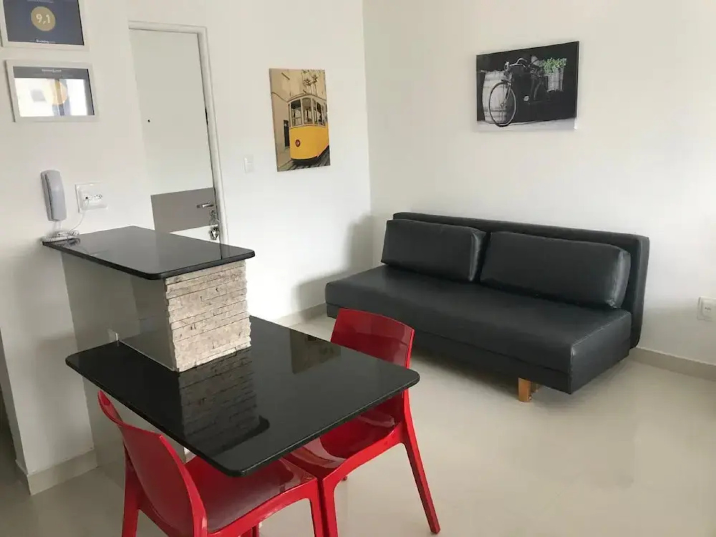 Flats Studio Everest