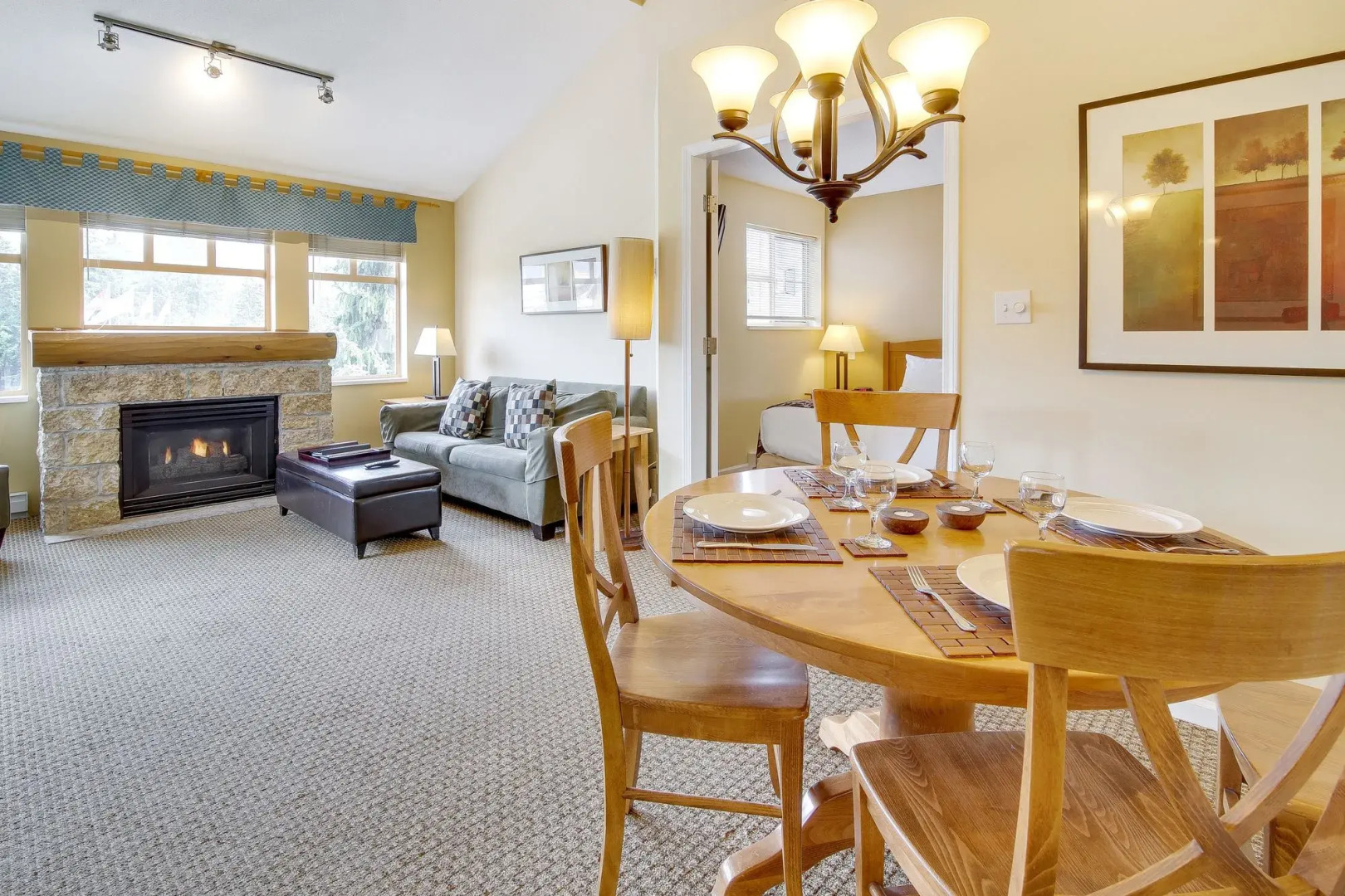 Tyndall Stone Lodge by Whiski Jack