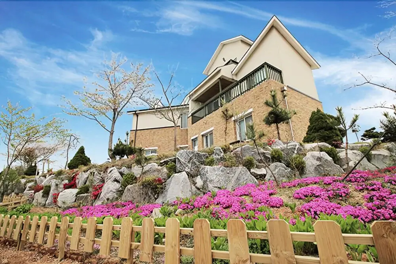 Sunset Aroma Pension