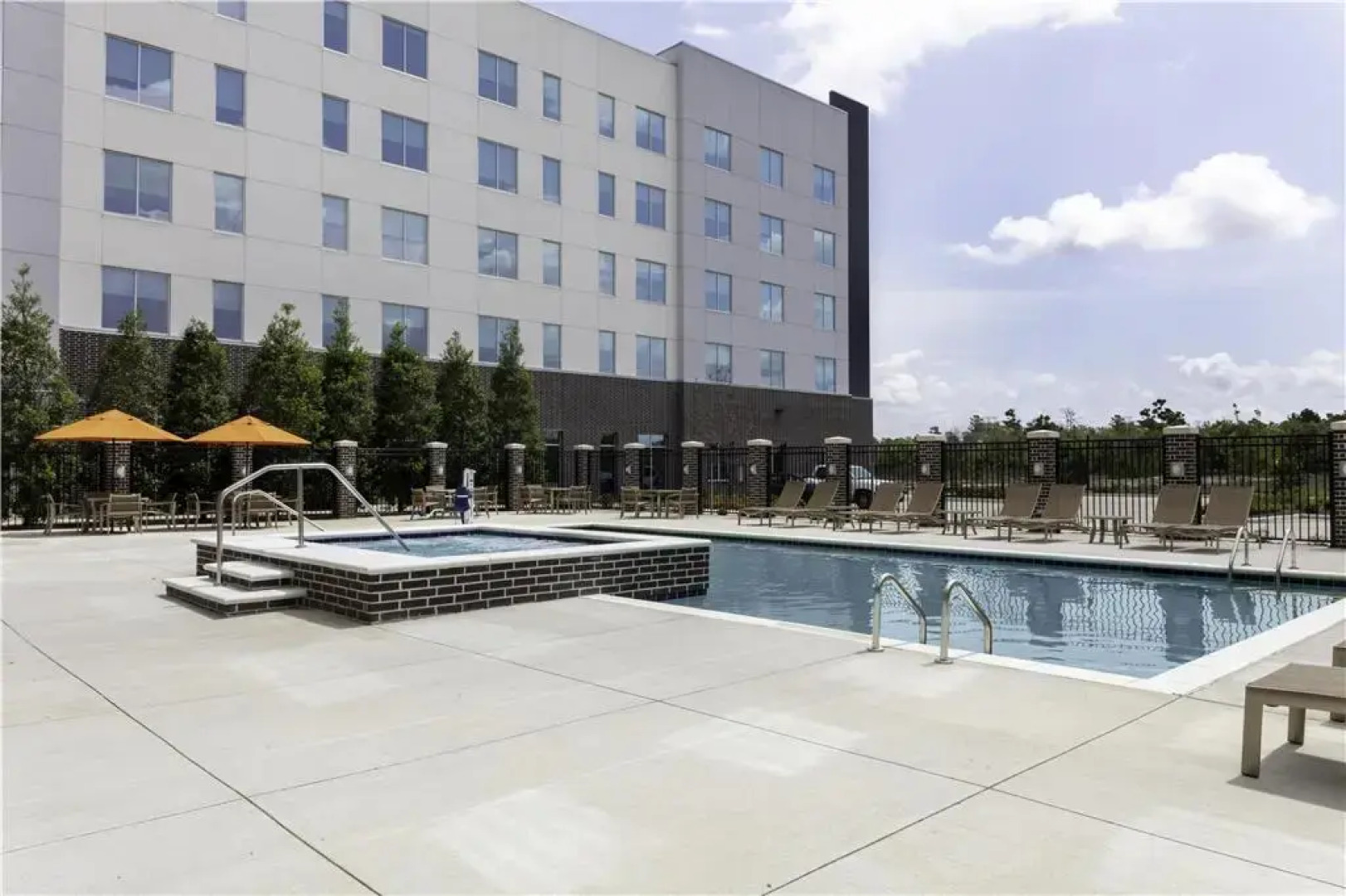 Hyatt House The Woodlands-Shenandoah