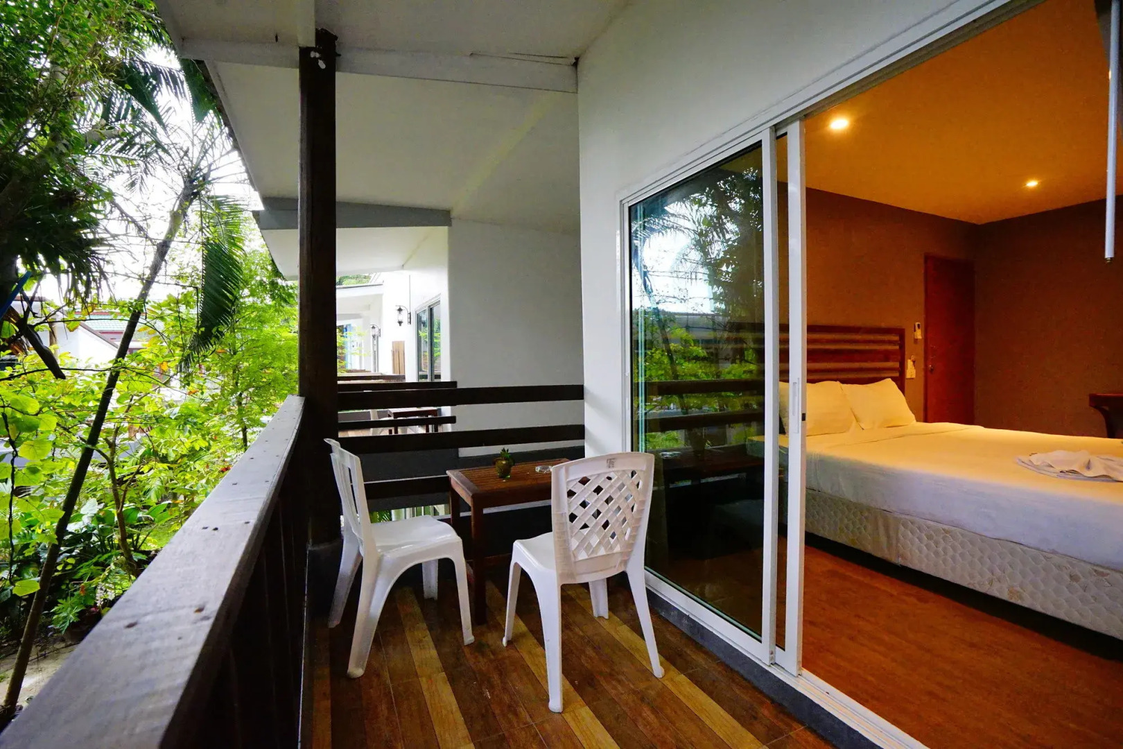 Apple Beachfront Resort