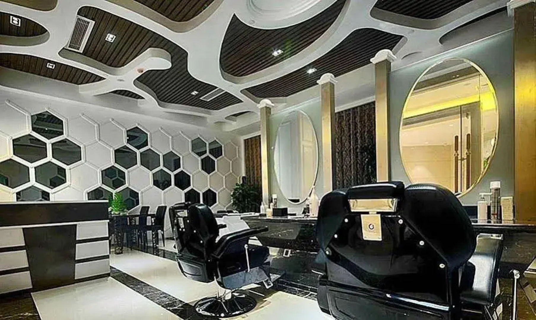 Galactic Classy International Hotel