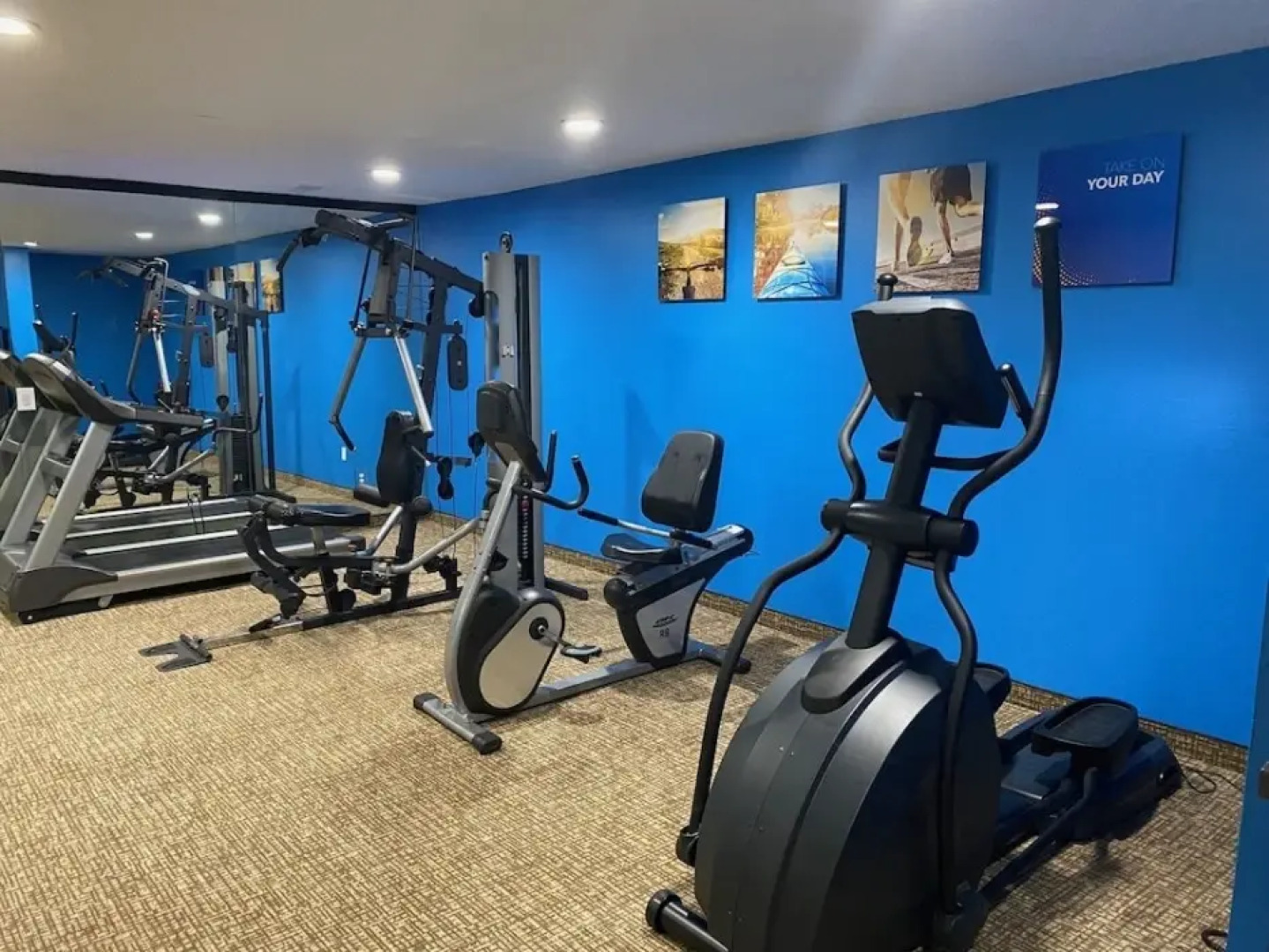 Comfort Inn & Suites At I-74 And 155