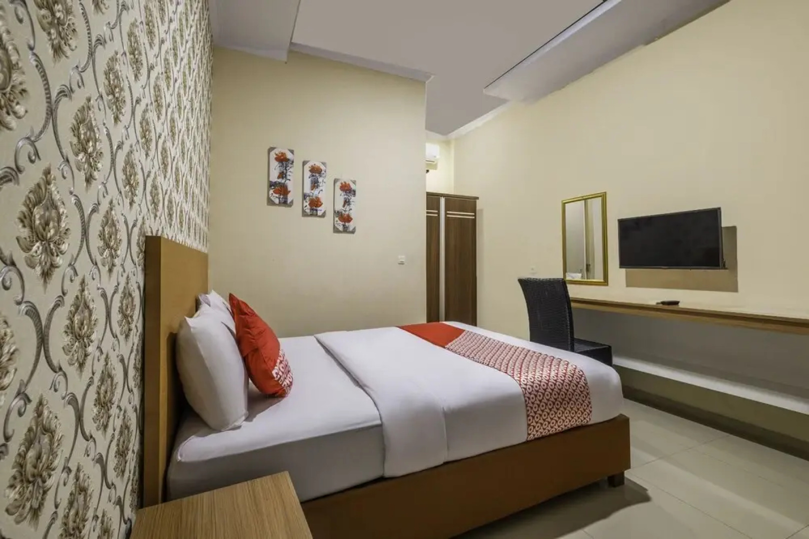 D' Exclusive by Oyo Rooms