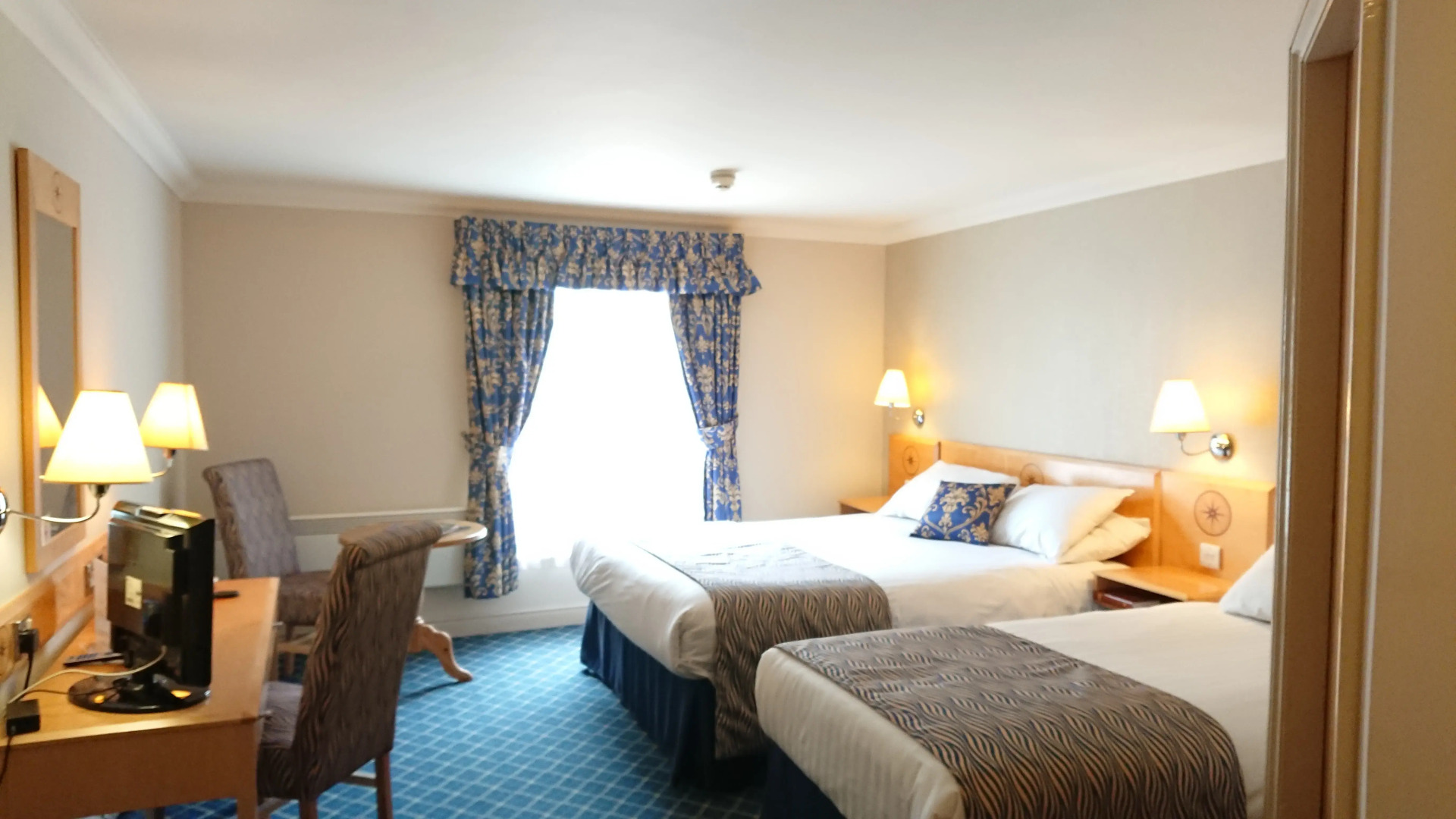 The Queens Hotel & Victoria Cloisters