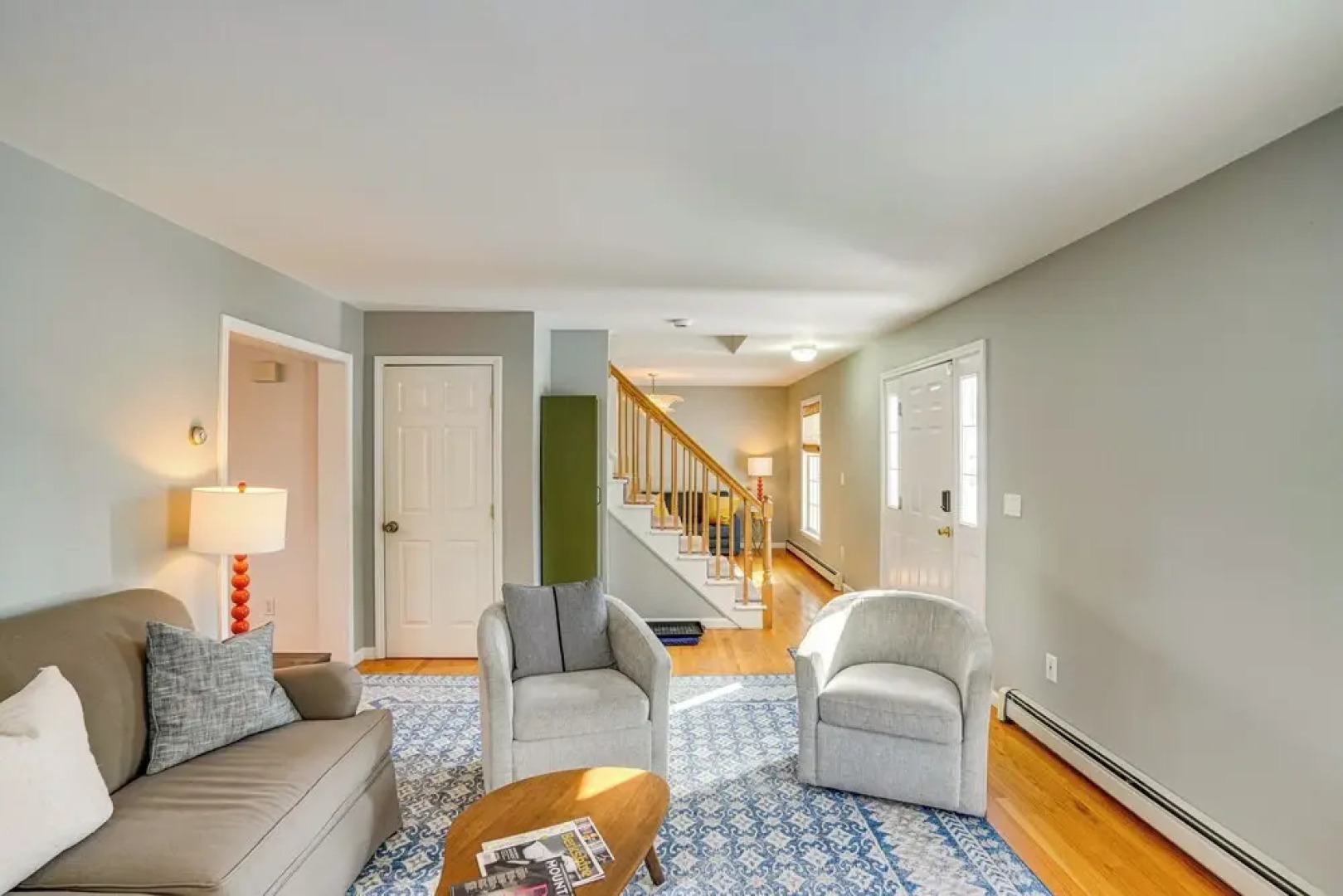 Walk to Dining: Downtown Lenox Guest House!