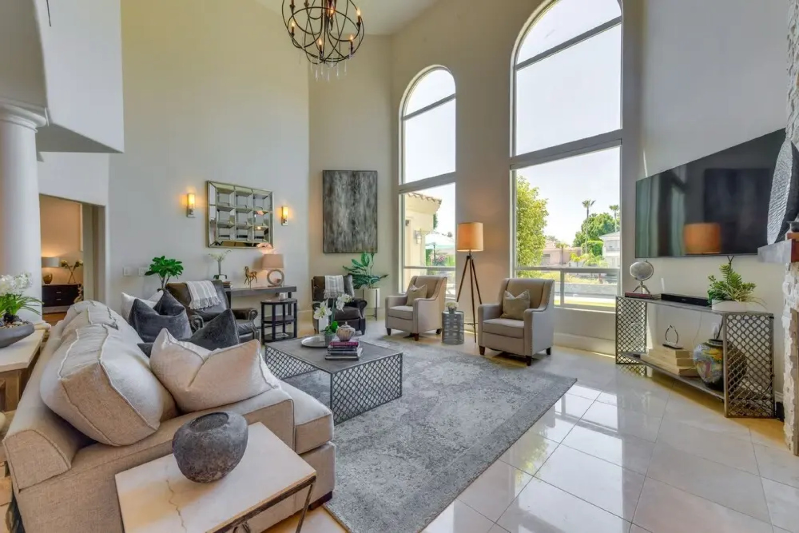 Waterfront Luxury Gilbert Retreat w/ Pool & Spa!