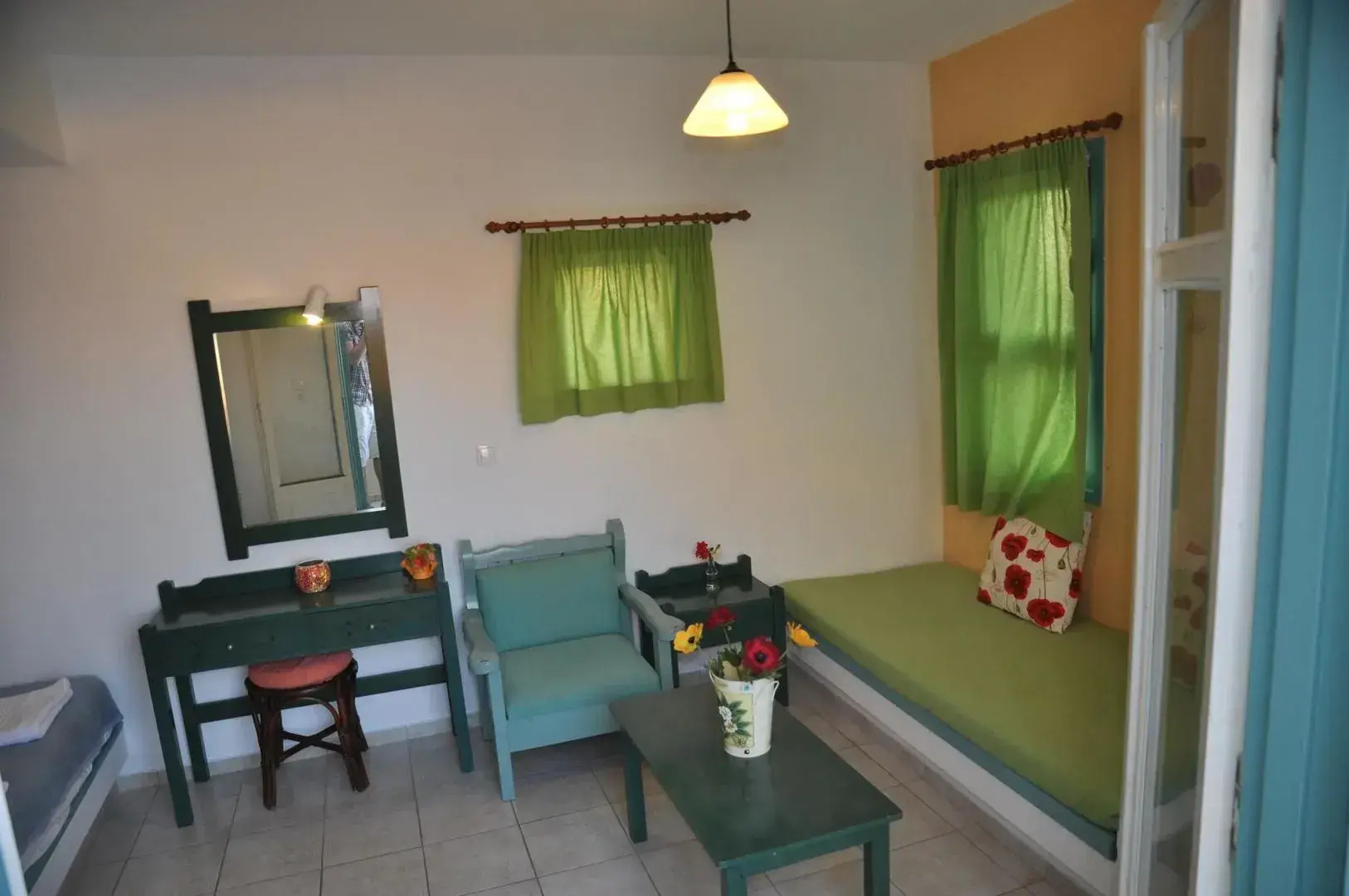 Anixi Apartments