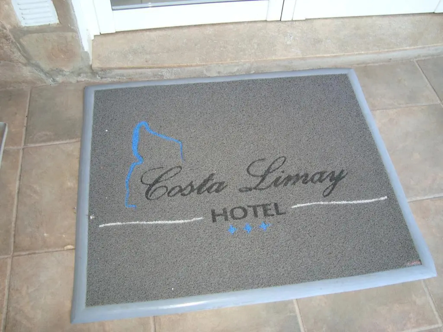 Costa Limay