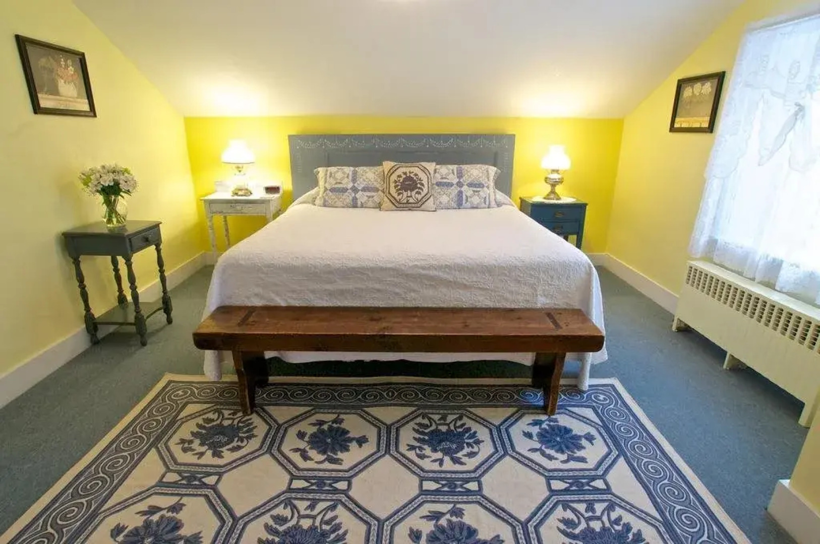 Maxwell Creek Inn Bed and Breakfast