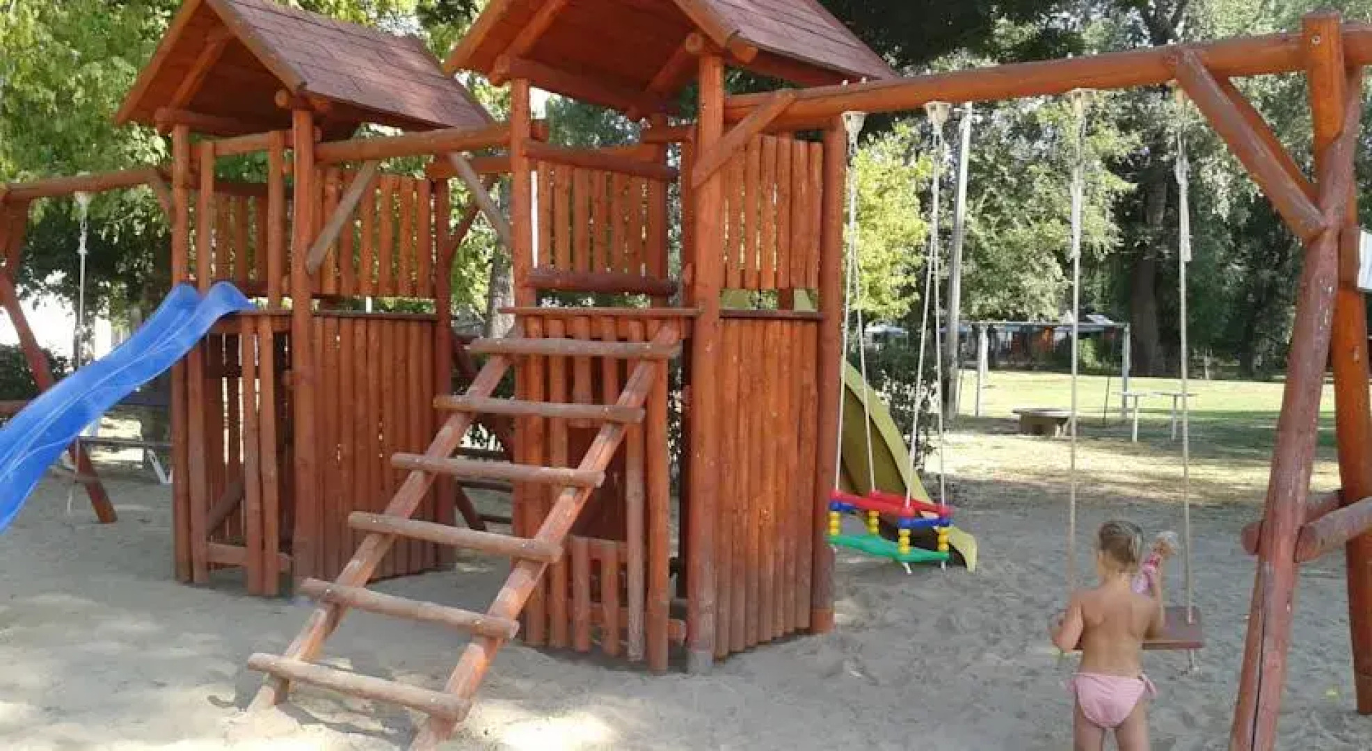 Tutajos Üdülőház és Kemping