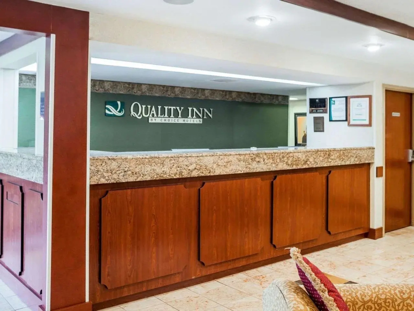 Quality Inn Milwaukee/Brookfield