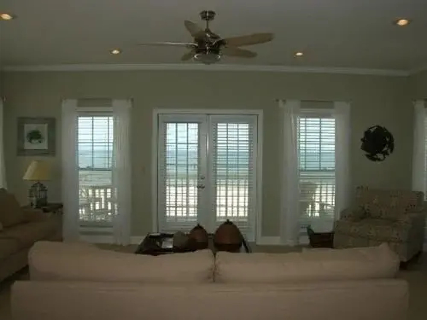 A Rendezvous, No Pets Allowed