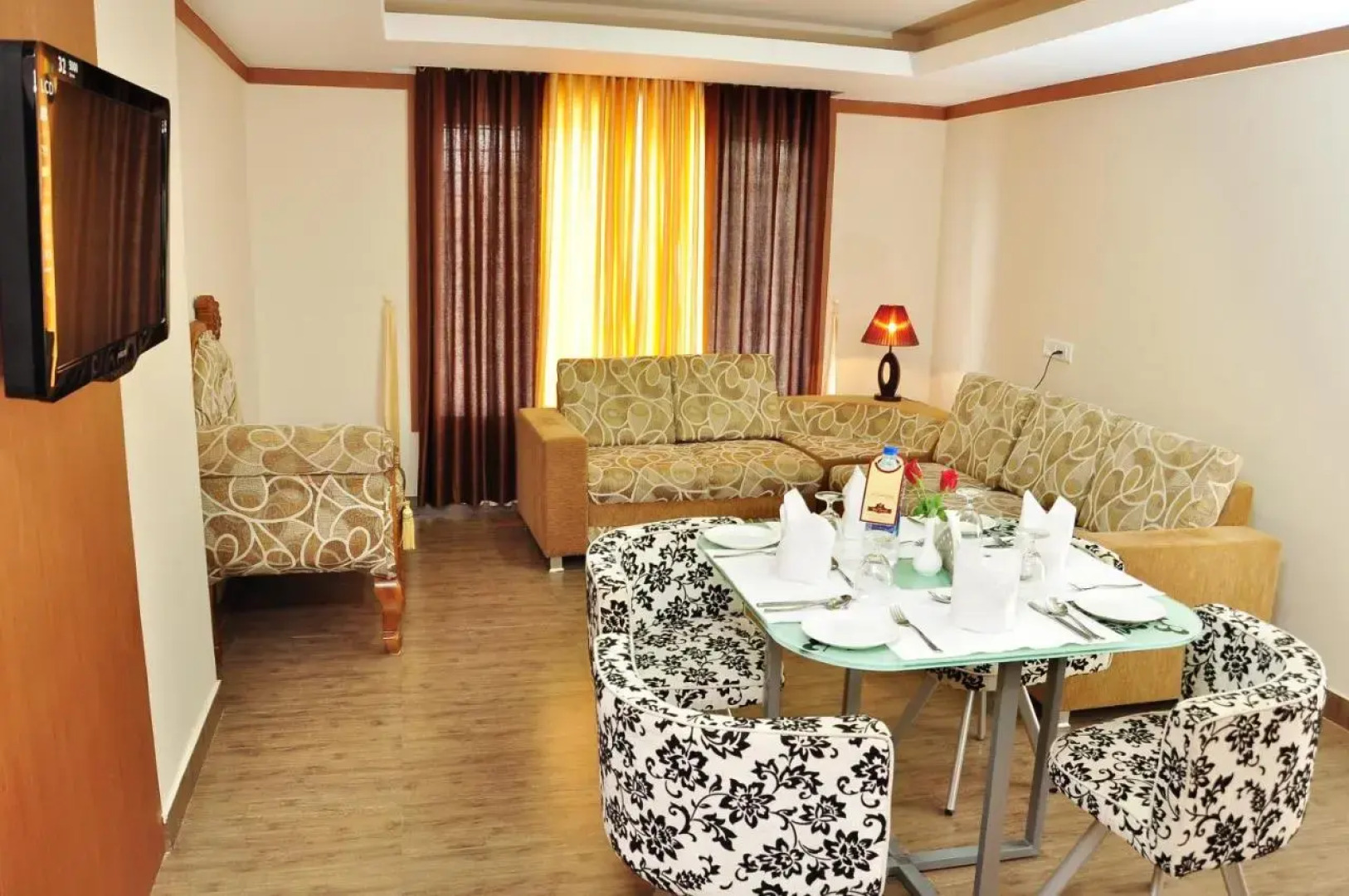 Hotel Sky Pearl