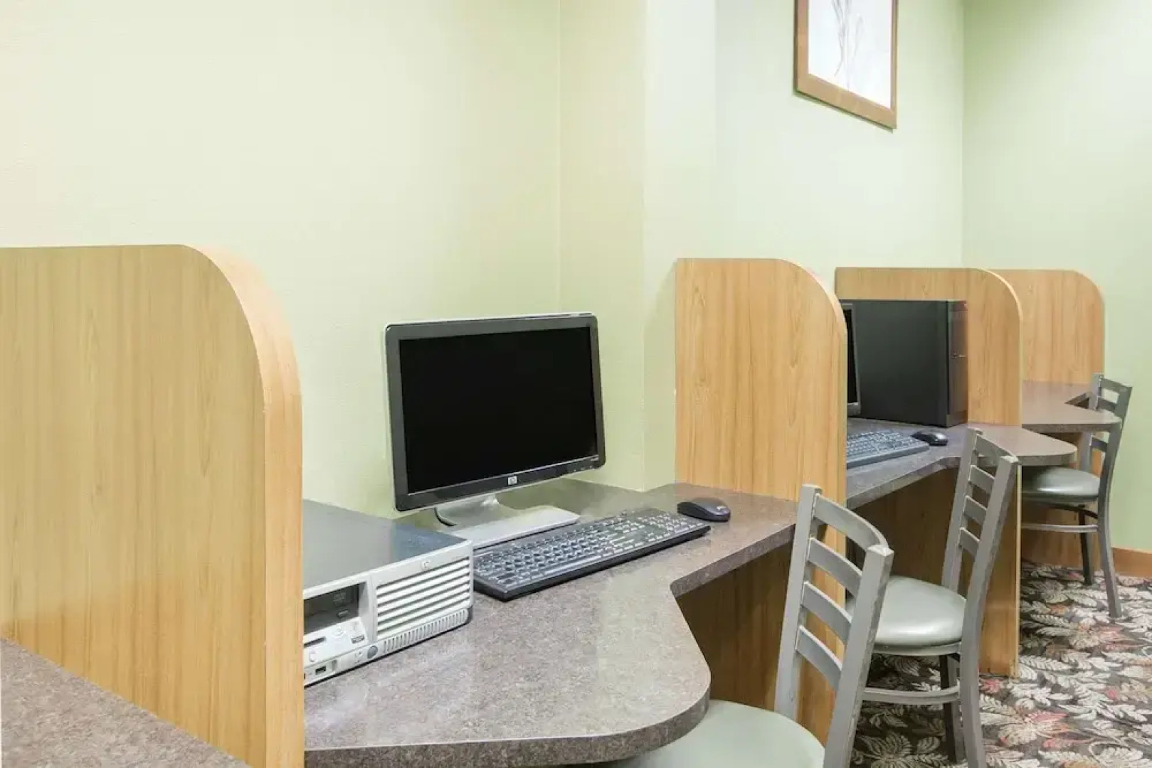 Ramada Tropics Resort / Conference Center Des Moines