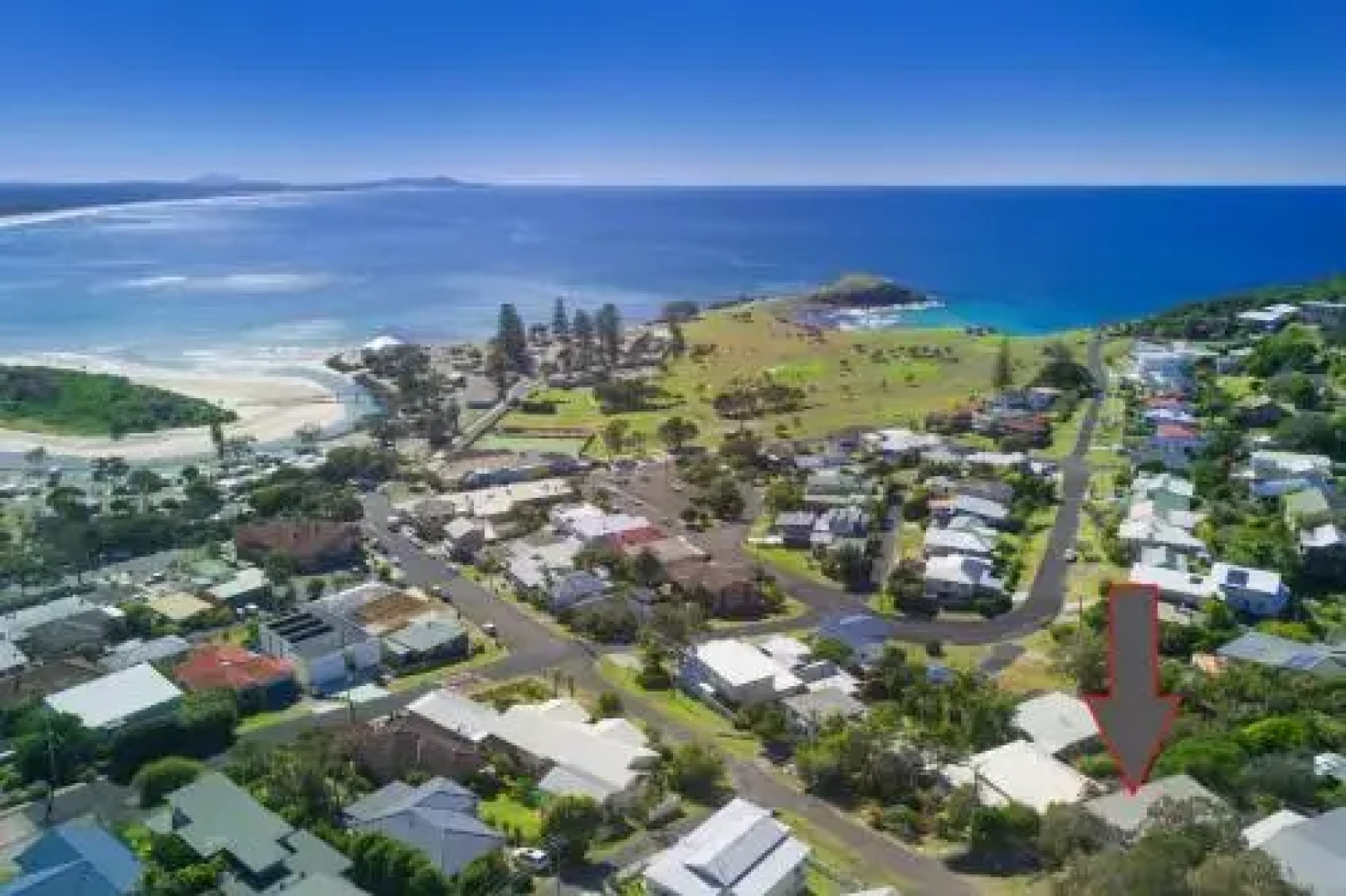 Whitecaps, 26 East Street