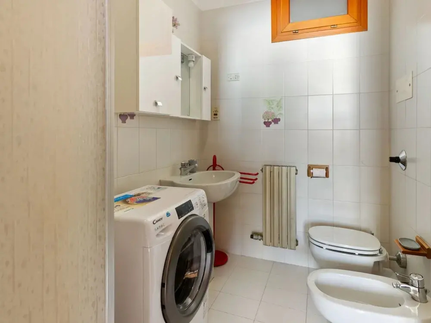 Snug Apartment in Ospedaletti With Swimming Pool