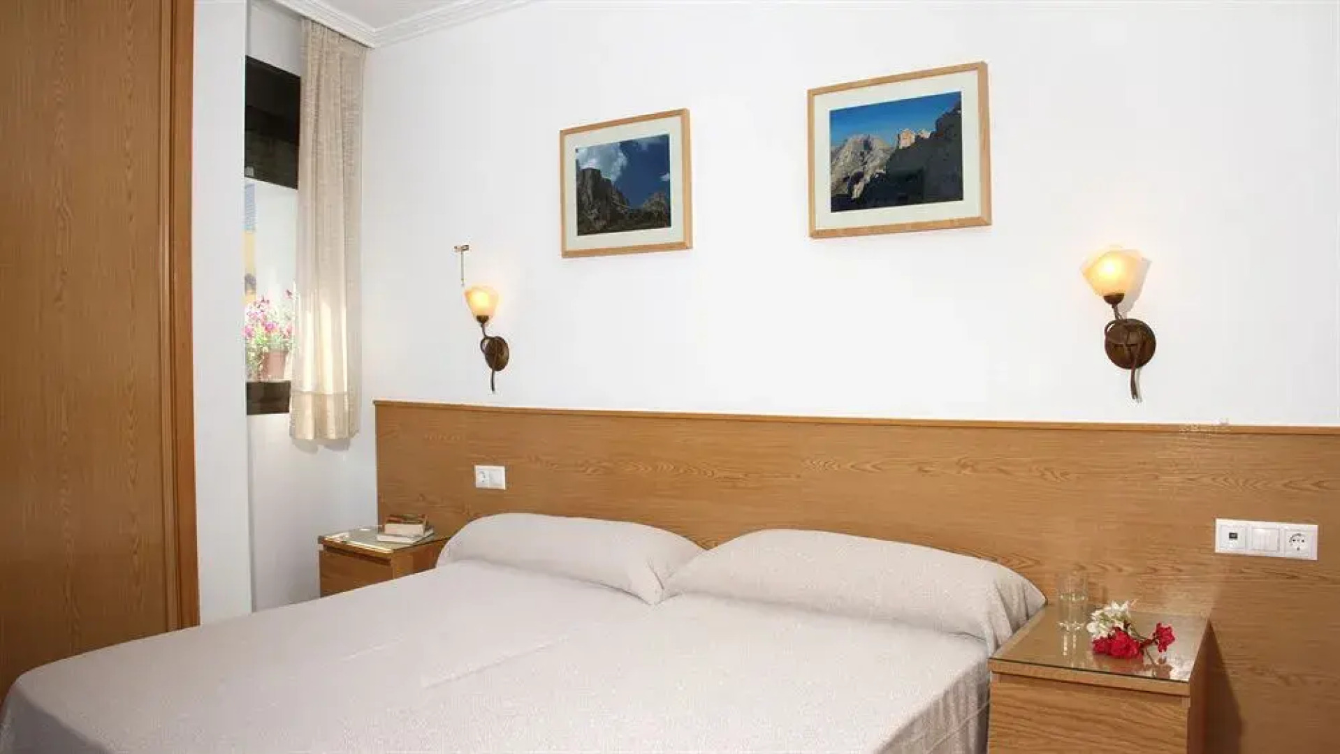 Apartamentos Serrella