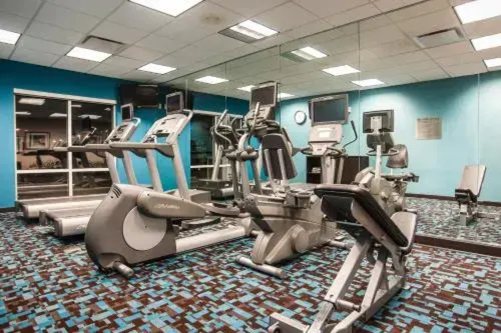 Comfort Inn & Suites South Akron