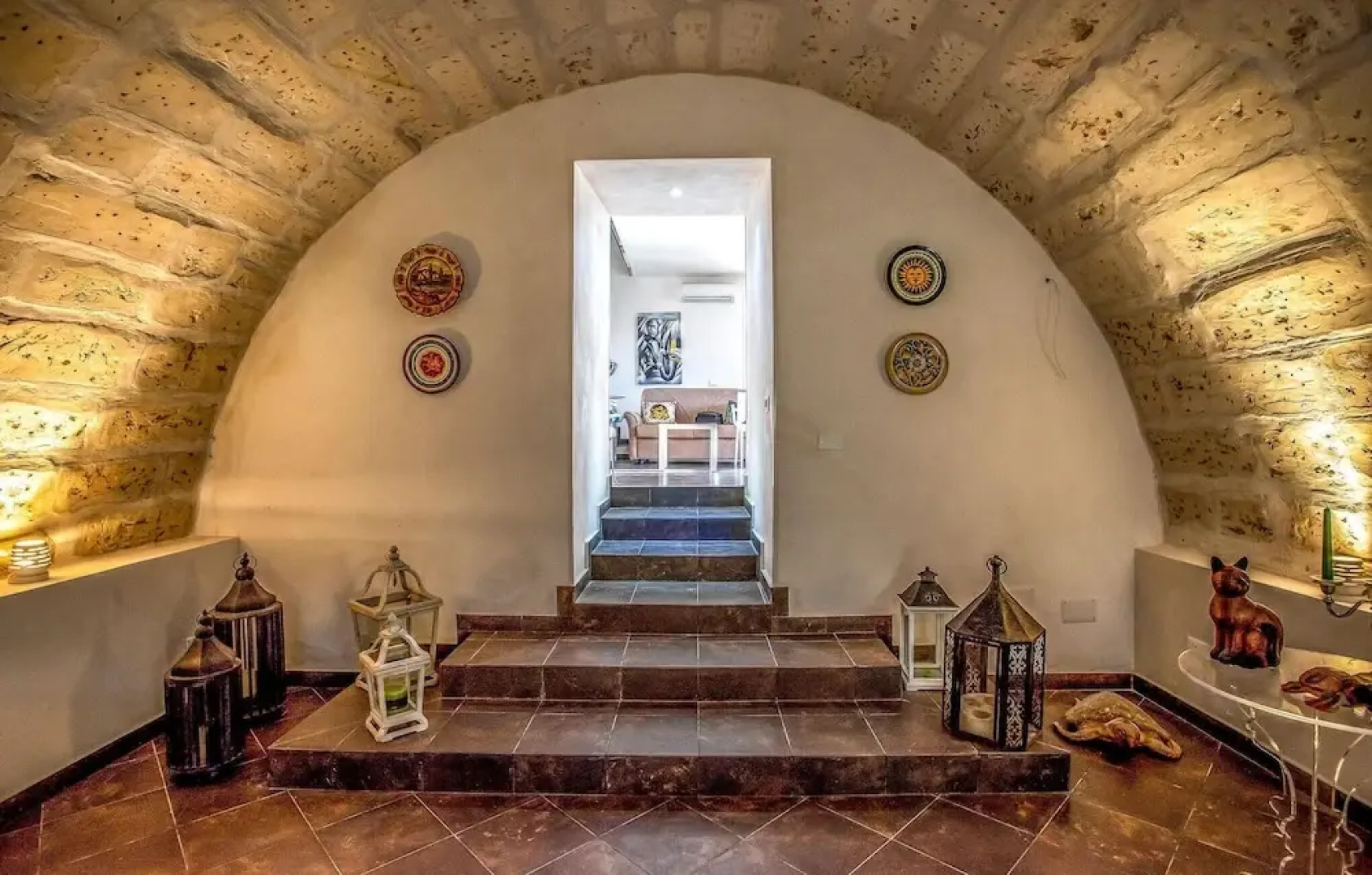 Amazing Home in Ragusa With Wifi, 4 Bedrooms and Outdoor Swimming Pool
