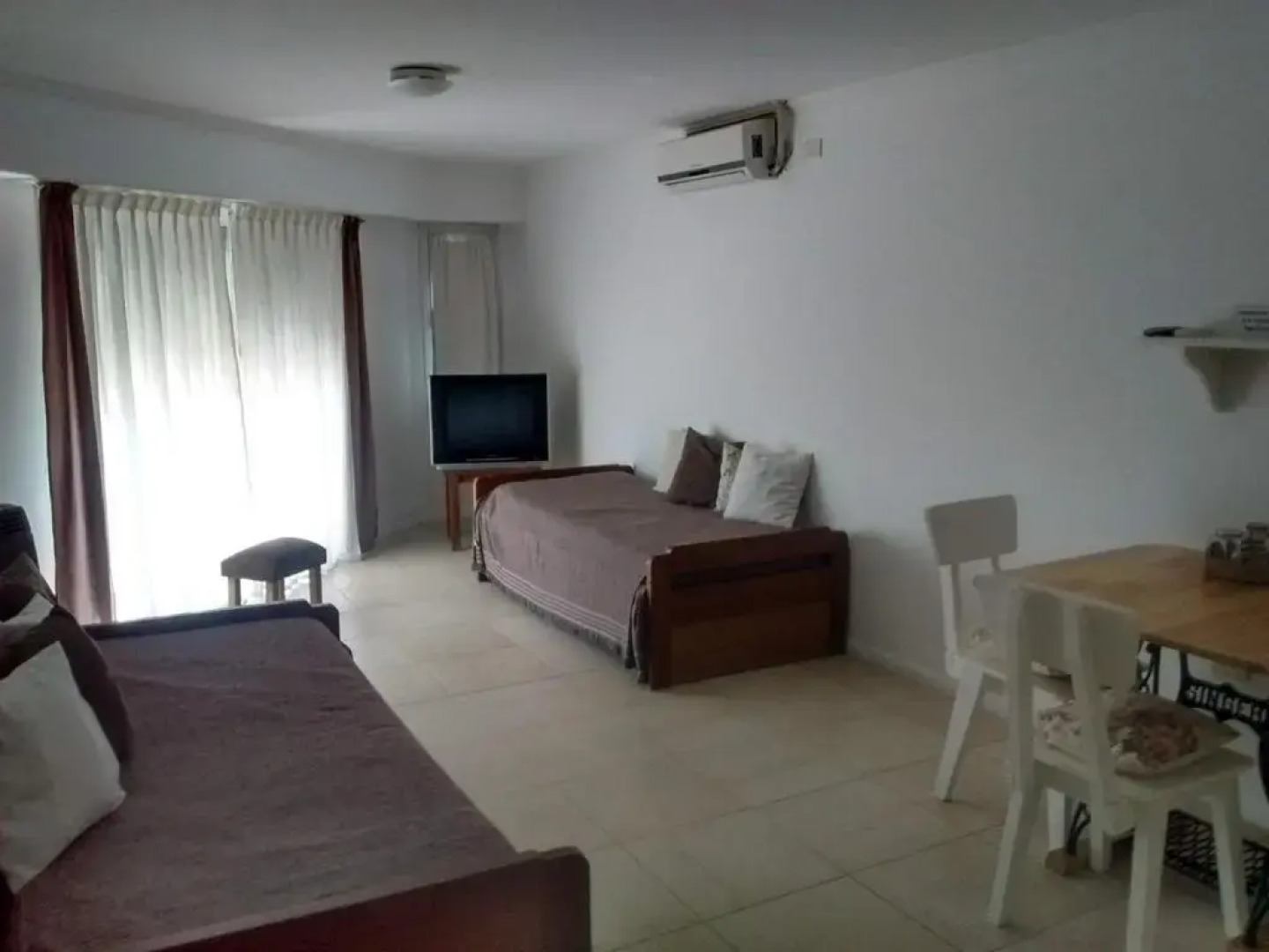 Apartamentos Laguna de Navarro