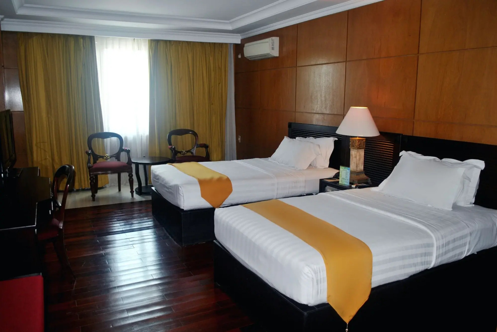 Hotel Bumi Senyiur