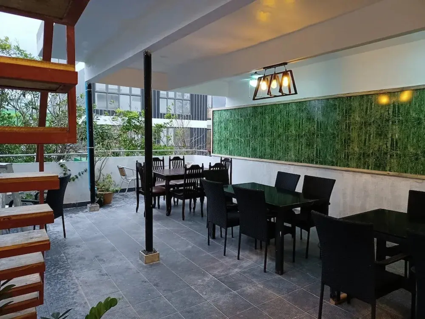 Huvadhumaa Inn