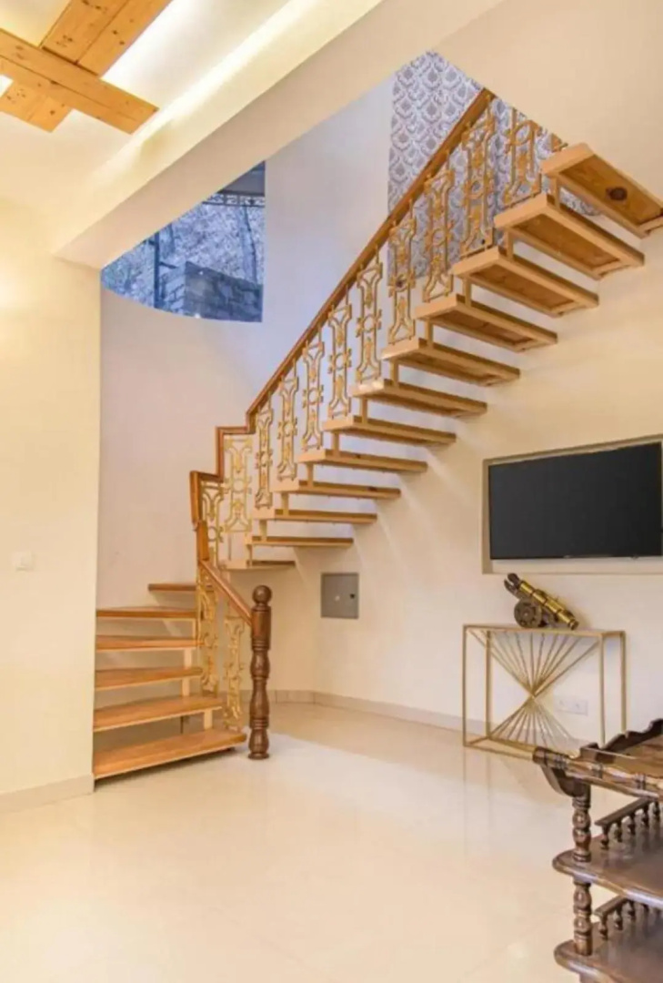 5 BHK by Bryll Homes