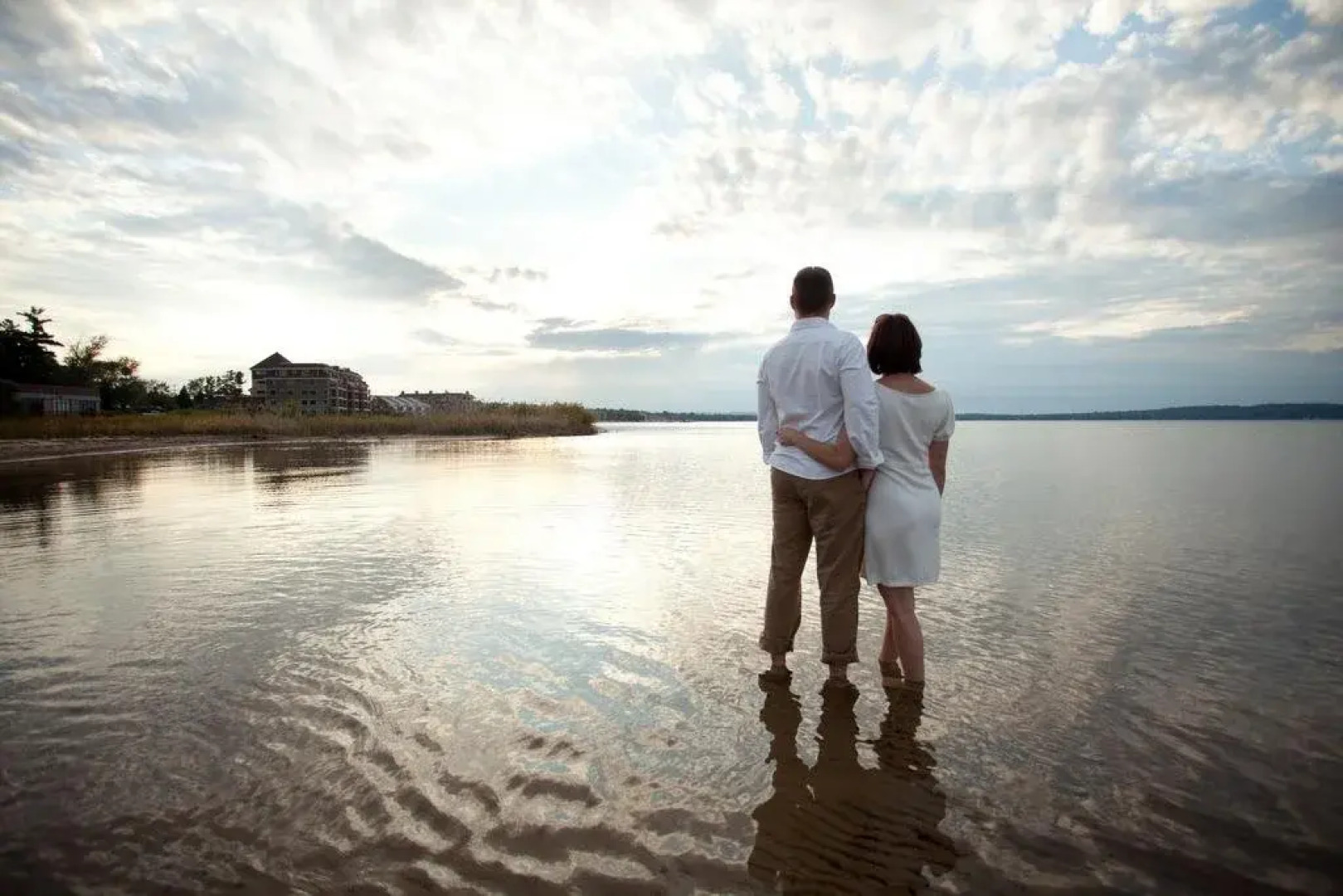 Pointes North Beachfront Hotel – 2 Person Spa Tub Studios