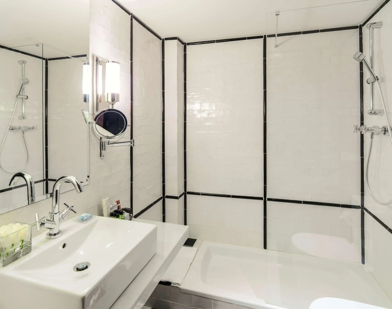 Отель H10 Catalunya Plaza Boutique Hotel