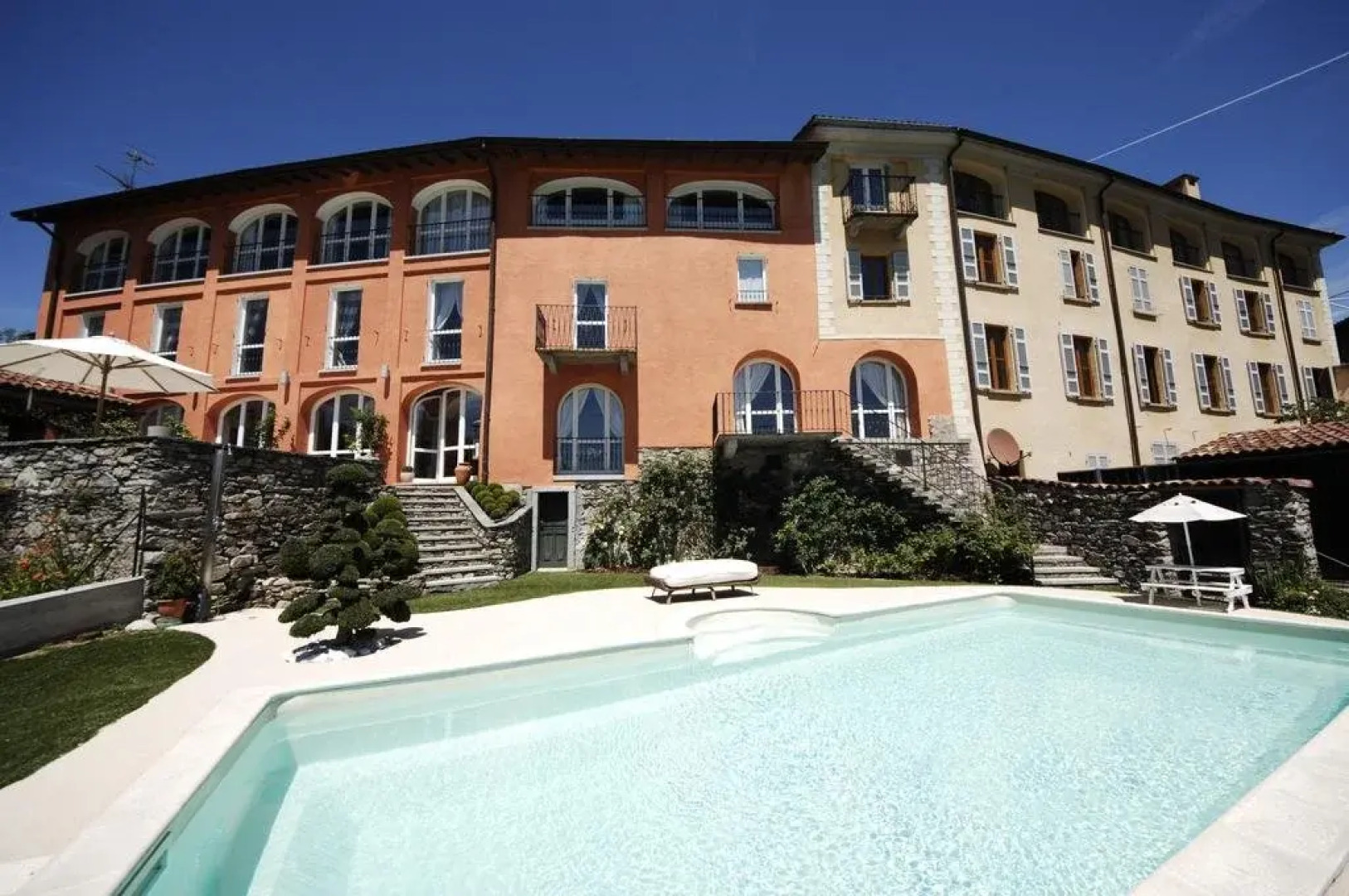 Quisigusta Miraval Suites B&B