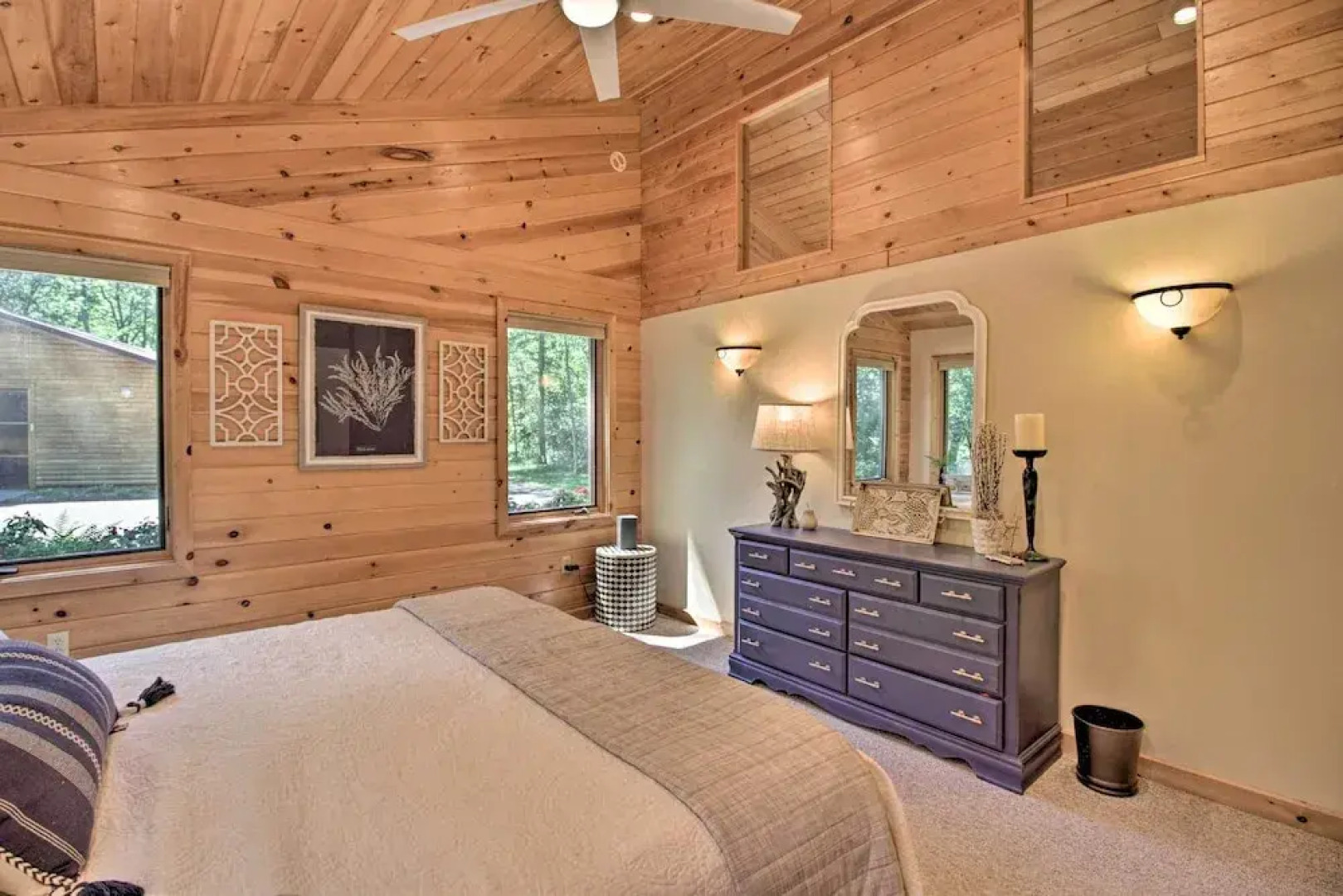 Spacious Cabin on Cross Lake: Treehouse & Sauna!