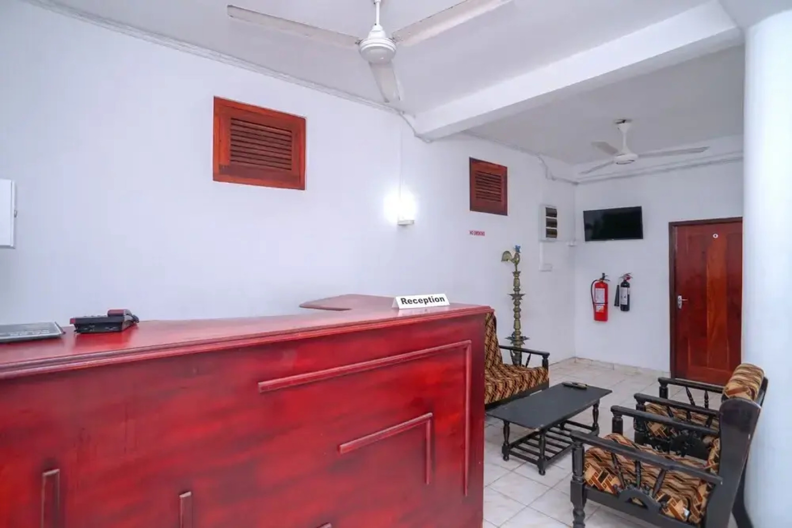 OYO 421 New Beach View Hotel