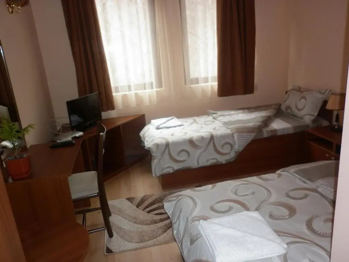 Semeen Hotel Han Dyavolski Vodi