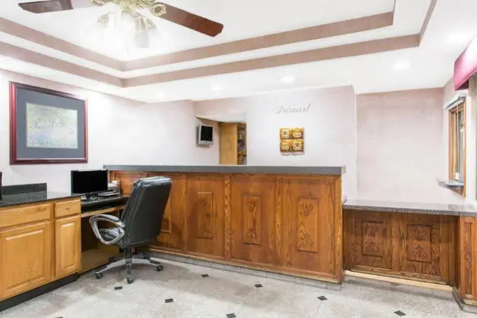 Super 8 Motel - Madera