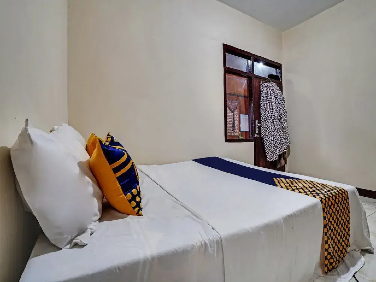 OYO Homes 90917 Eco Tourism Geopark Padalarang Homestay Syariah