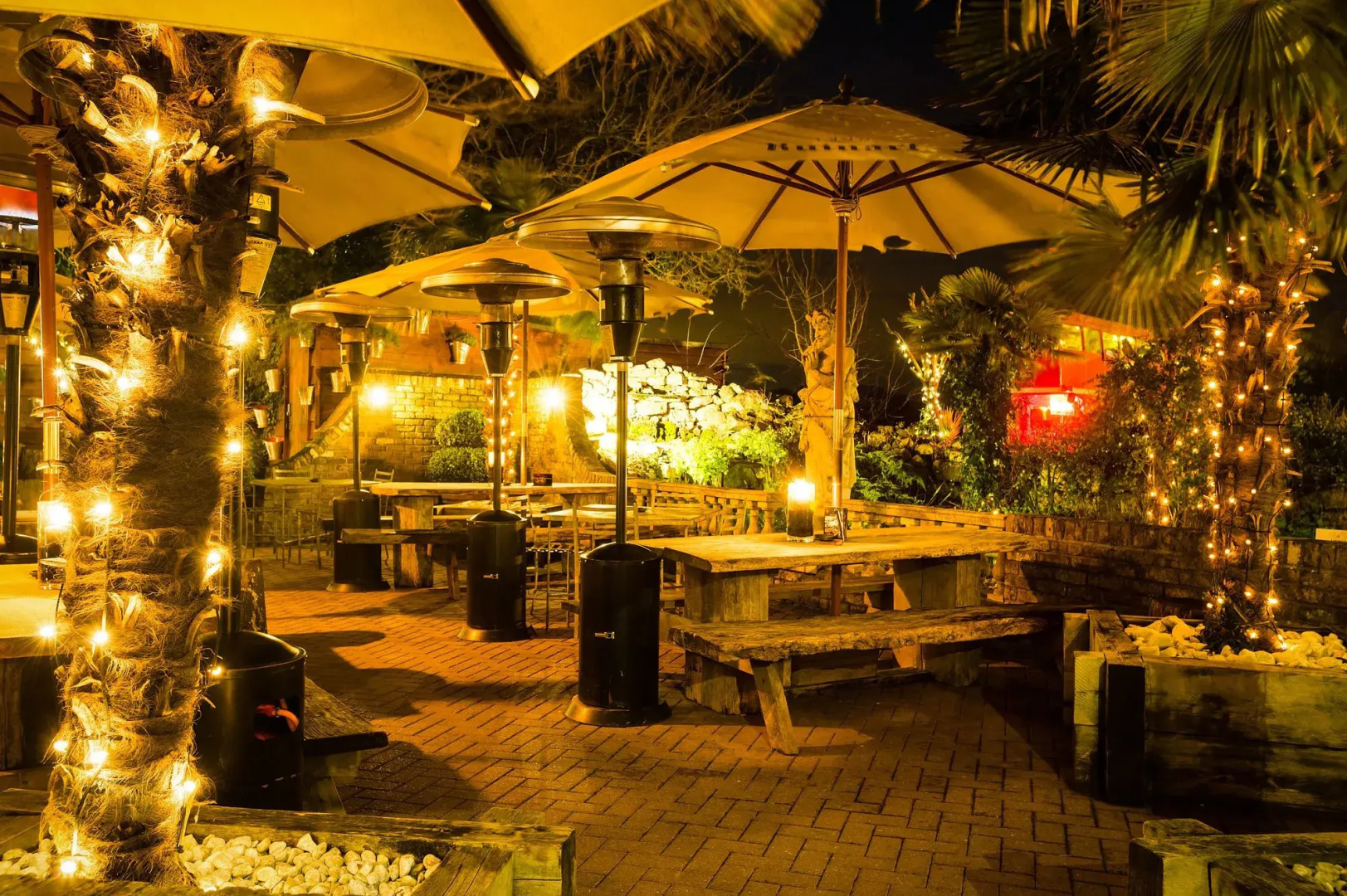 Crazy Bear Hotel-Stadhampton